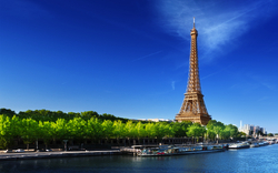 Seine und Eiffelturm in Paris mit Mango Tours