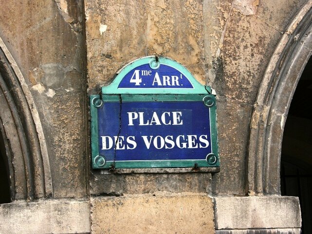staedtereise-paris-place-des-vosges
